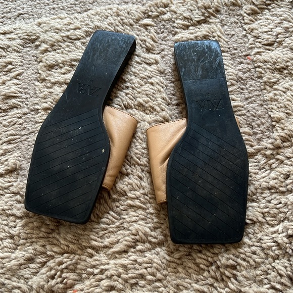 Zara leather sandals - Picture 2 of 2